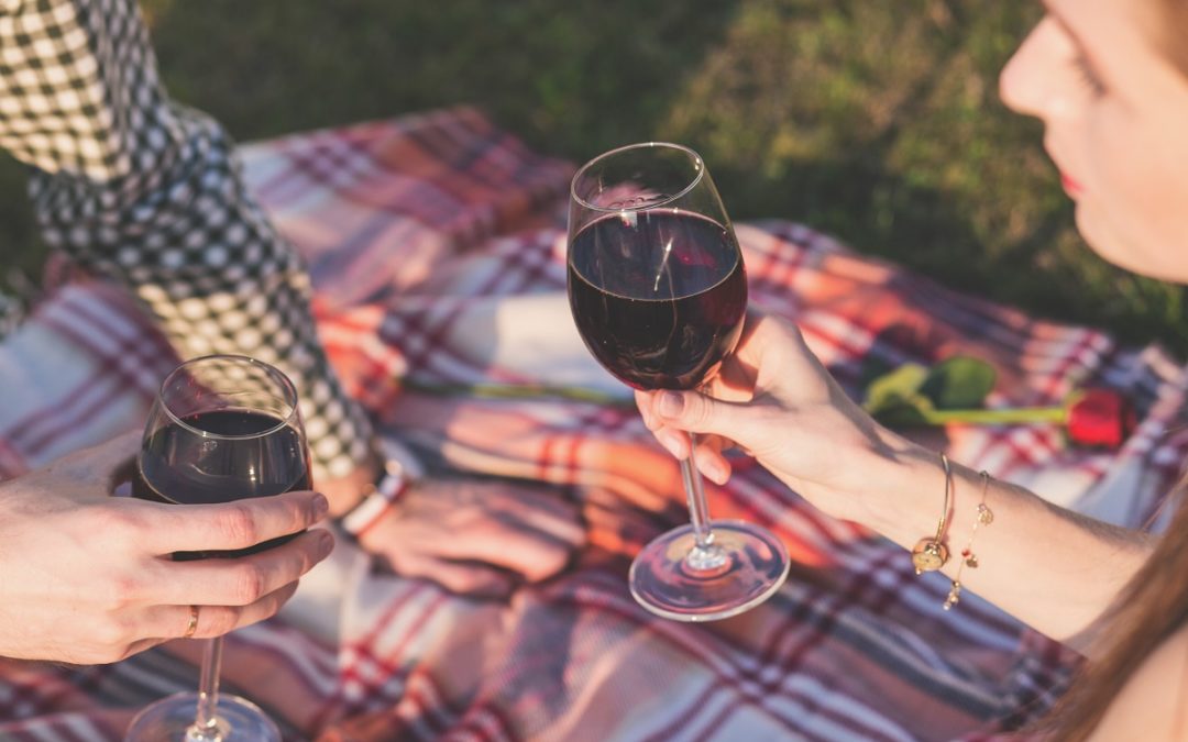 Valentine’s Day 2021 - Book Luxury Beachfront Accommodation Gold Coast